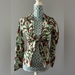 Stylish Tie-Front Patterned Blouse